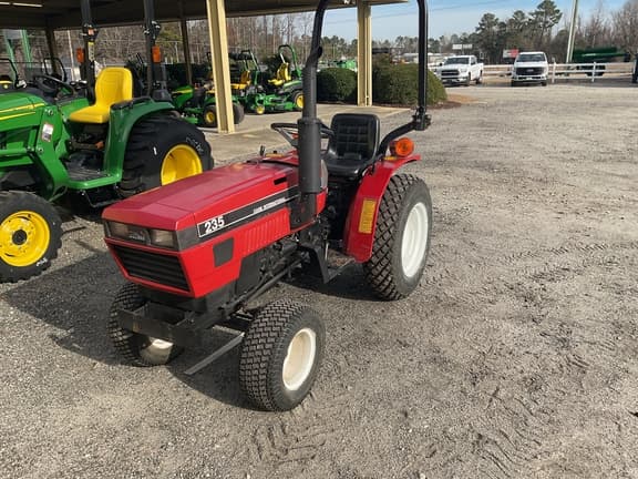 Image of Case IH 235 equipment image 1