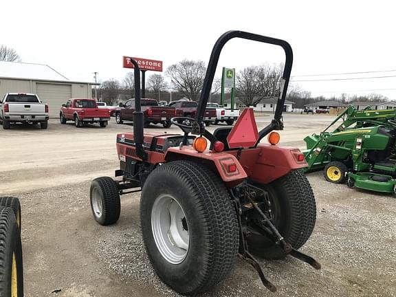 Image of Case IH 245 equipment image 2