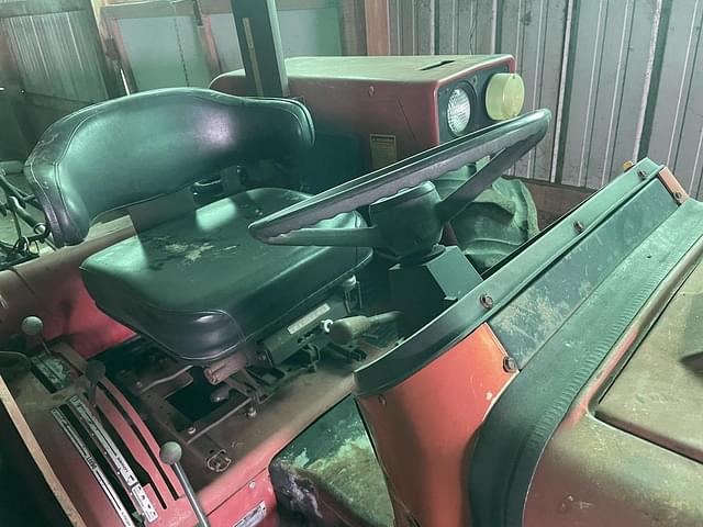 Image of Case IH 585 equipment image 4