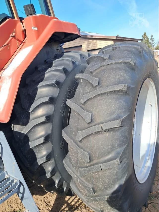 Image of Case IH 7110 equipment image 2