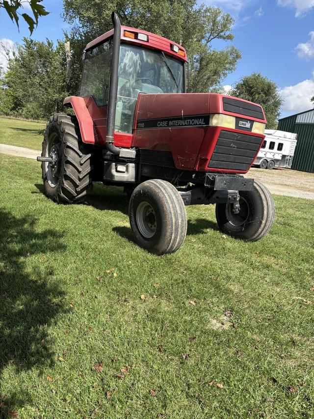 Image of Case IH 7110 equipment image 3