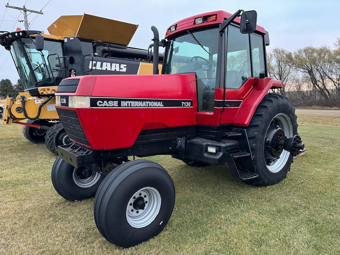 Image of Case IH 7130 Primary image