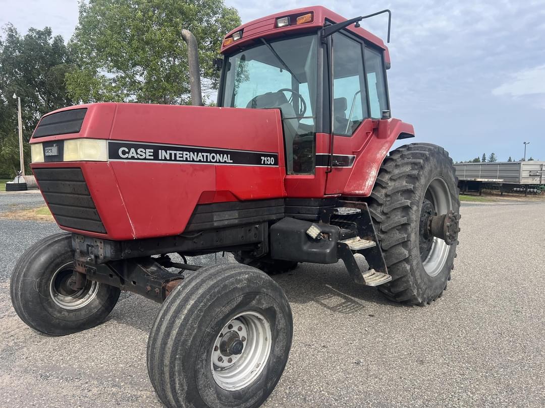 Image of Case IH 7130 Primary image