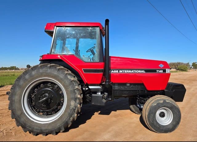 Image of Case IH 7140 equipment image 1