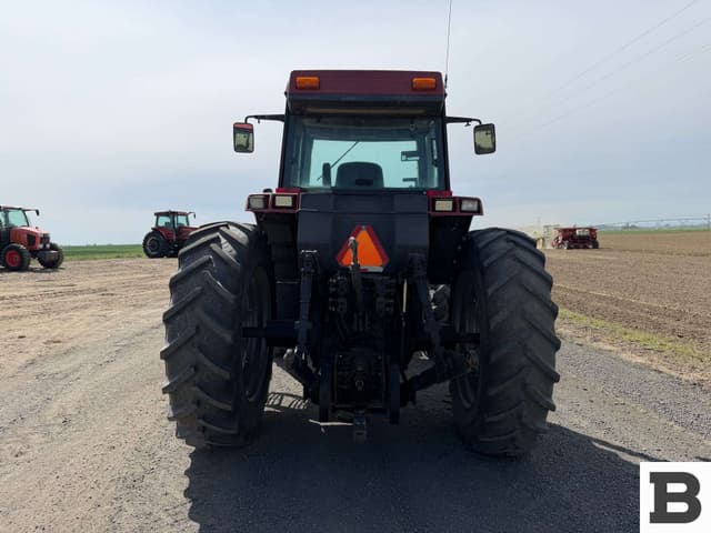 Image of Case IH 7110 equipment image 3