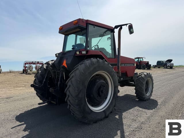Image of Case IH 7110 equipment image 4