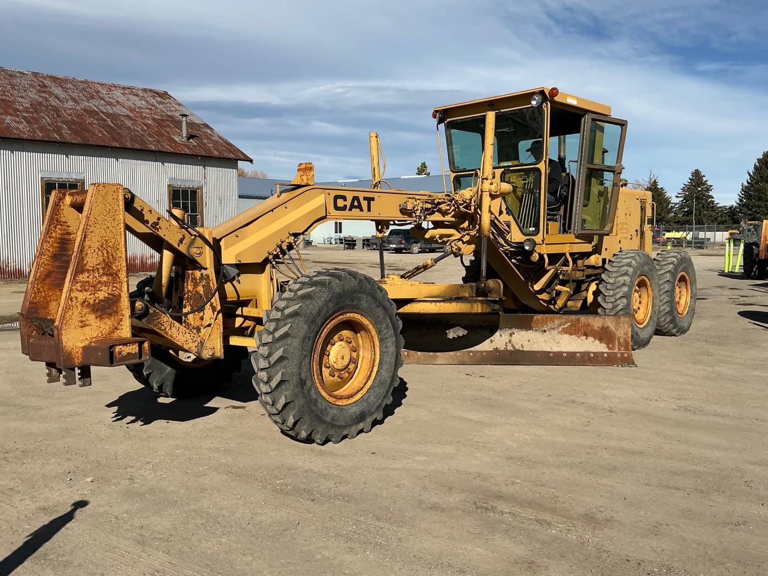 1988 Caterpillar 130G Equipment Image0