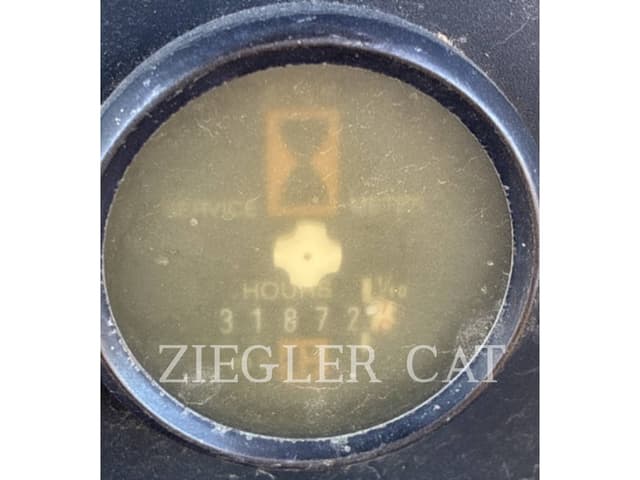 Image of Caterpillar D6H equipment image 4