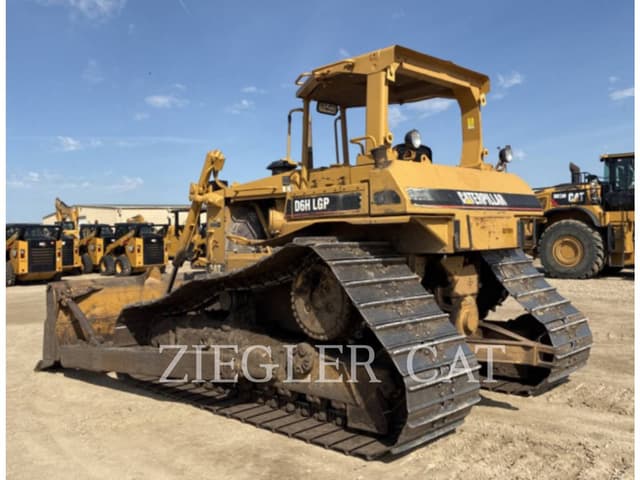 Image of Caterpillar D6H equipment image 3