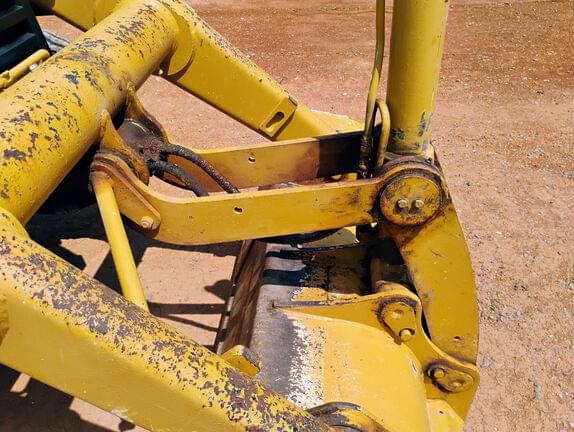 Image of Caterpillar 416 equipment image 2
