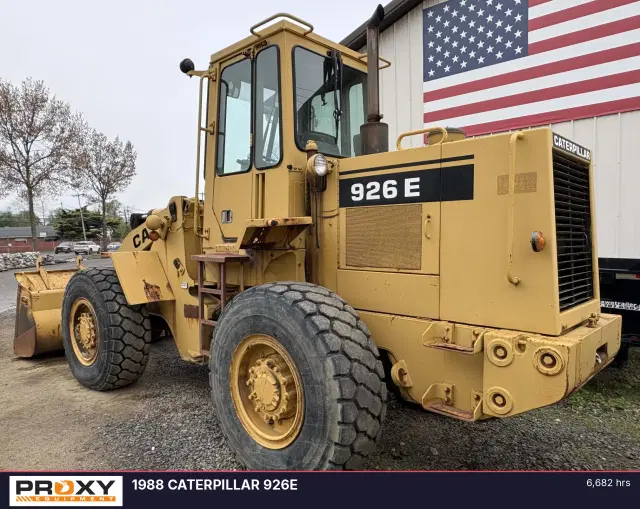 Image of Caterpillar 926E equipment image 2