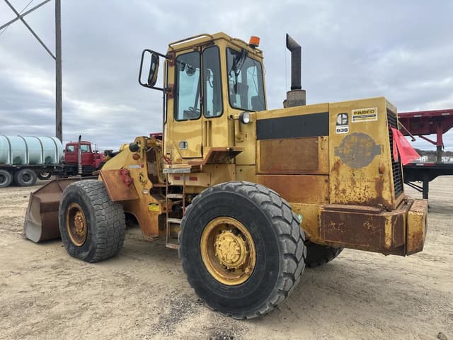 Image of Caterpillar 936E equipment image 2