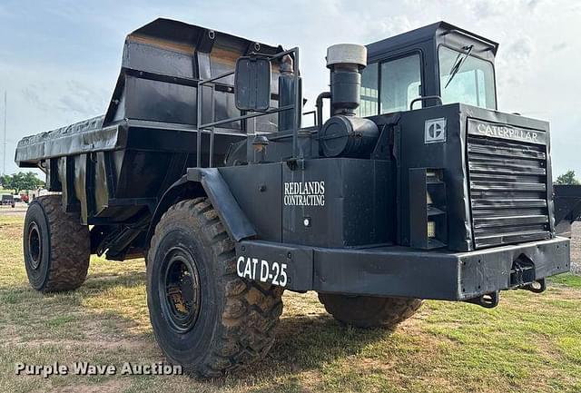 Image of Caterpillar D25C equipment image 2