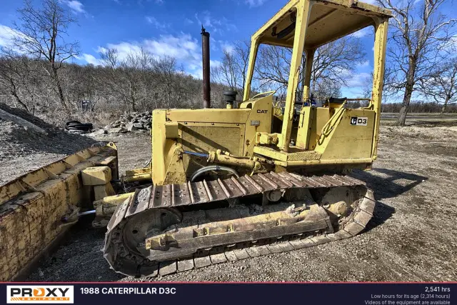 Image of Caterpillar D3C equipment image 1