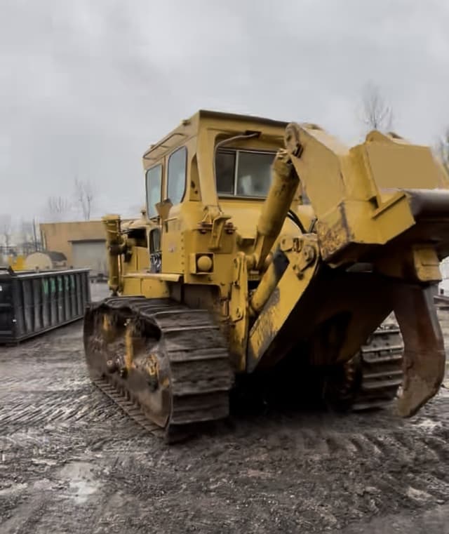 Image of Caterpillar D9H equipment image 4