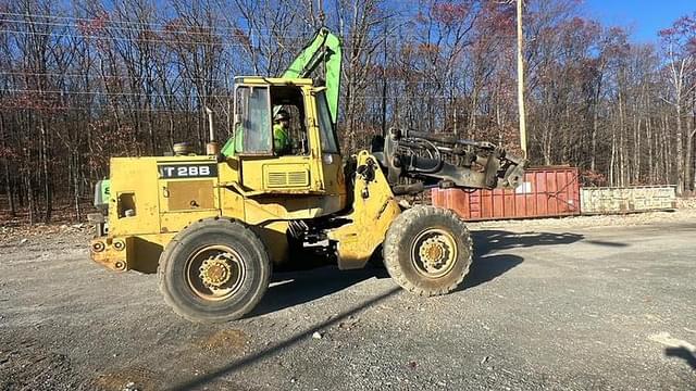 Image of Caterpillar IT28B equipment image 2