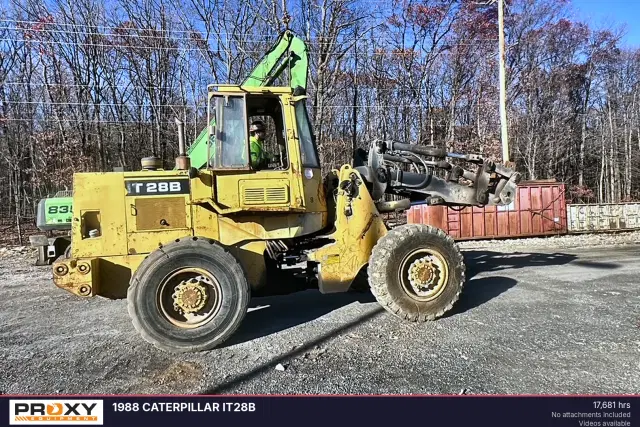 Image of Caterpillar IT28B equipment image 3