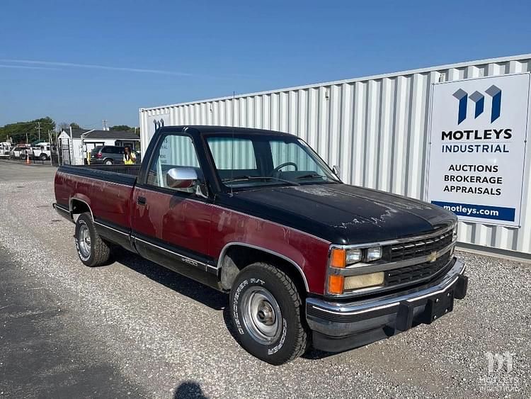 1988 Chevrolet 1500 Equipment Image0