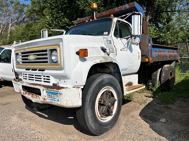 Image of Chevrolet 70 equipment image 1