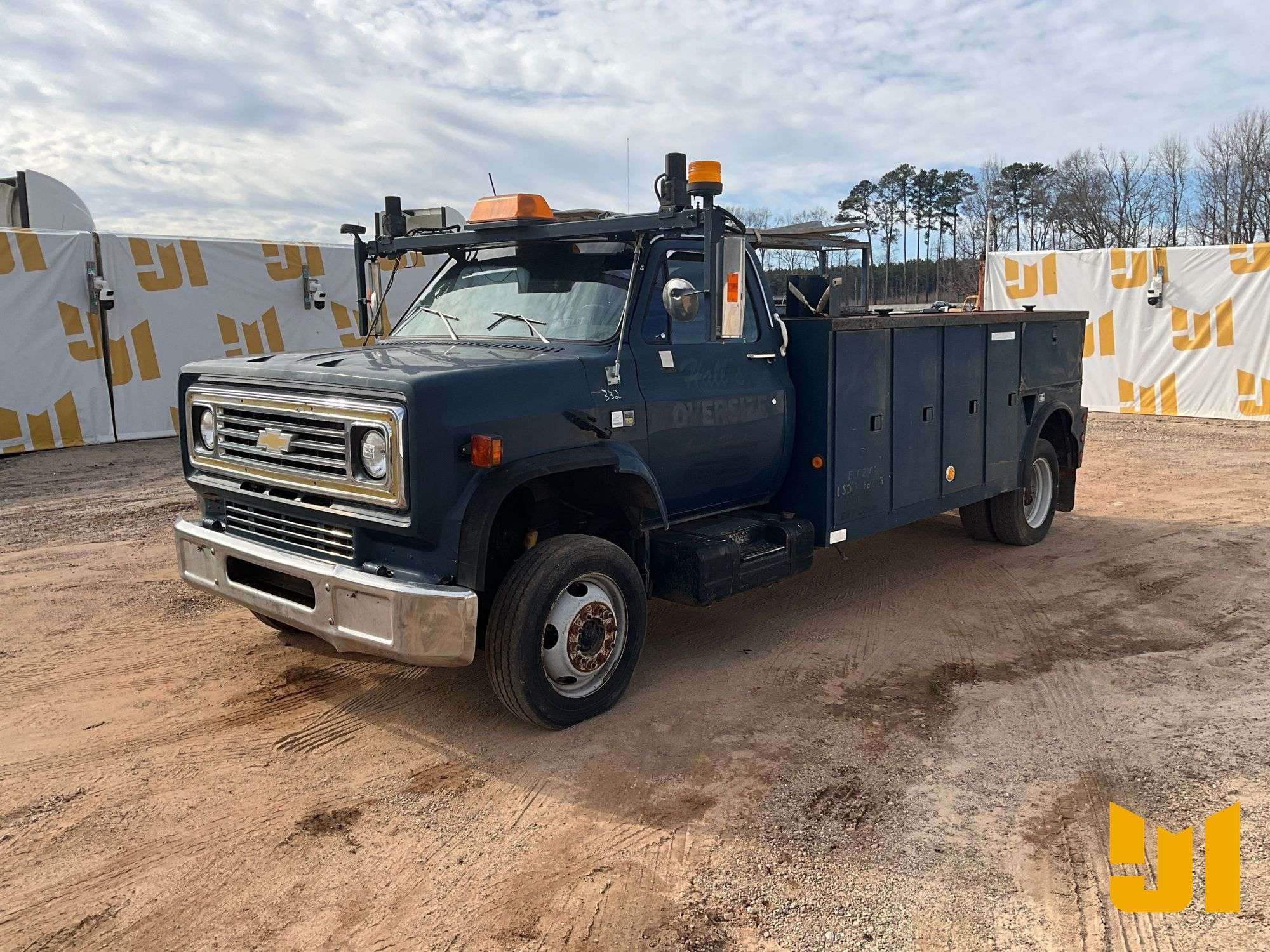 1988 Chevrolet C7 Equipment Image0