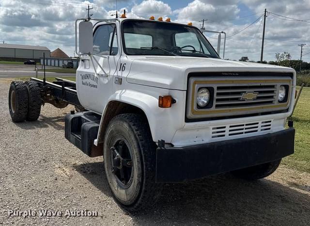 Image of Chevrolet C70 equipment image 2
