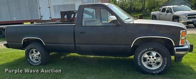 Image of Chevrolet K1500 equipment image 3