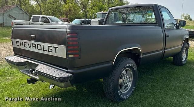 Image of Chevrolet K1500 equipment image 4