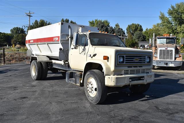 Image of Chevrolet 70 equipment image 4