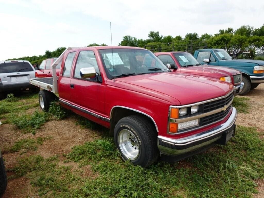1988 Chevrolet 2500 Equipment Image0