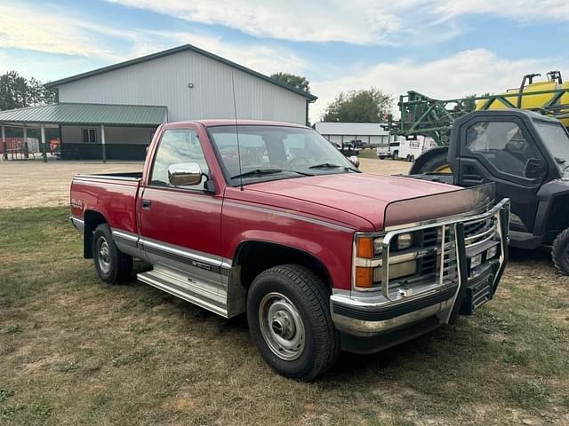 Image of Chevrolet 1500 equipment image 2