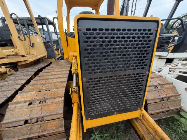 Image of John Deere 450G equipment image 4