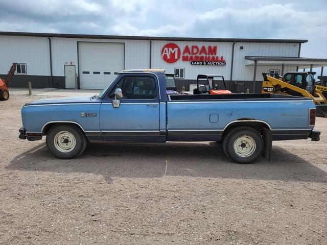 Image of Dodge Ram 150 equipment image 4