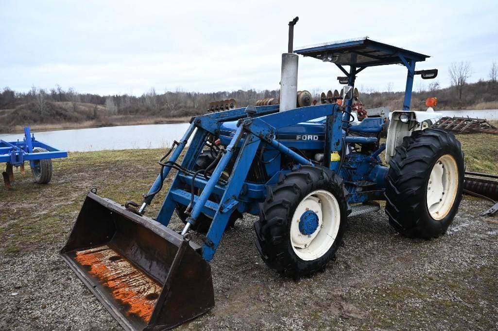 Main image Ford 4610