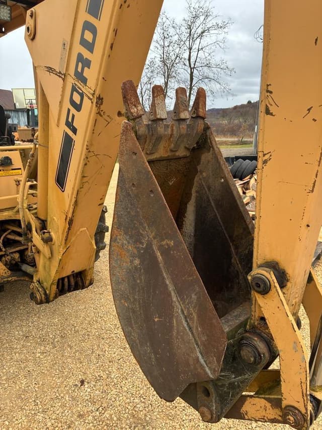 Image of Ford 655A equipment image 4