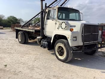 1988 Ford 8000 Equipment Image0
