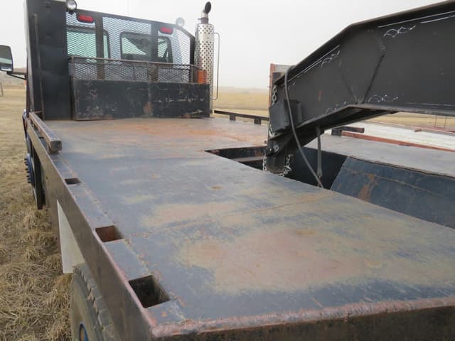 Image of Ford CF7000 equipment image 4