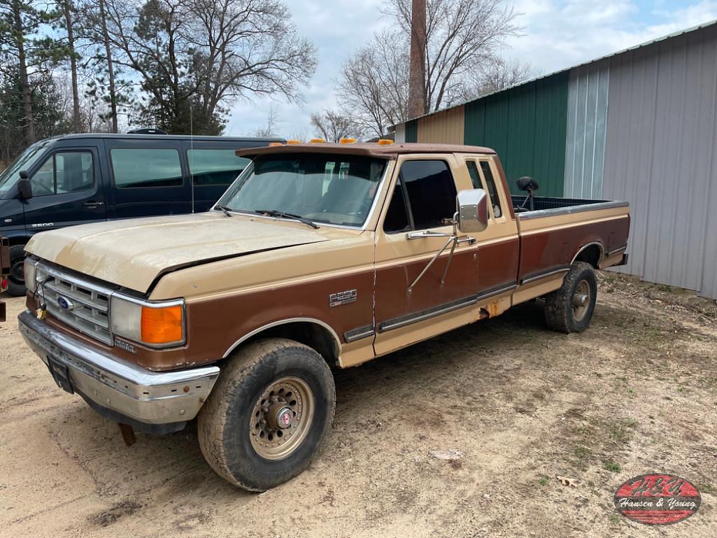 Image of Ford F-250 Primary image
