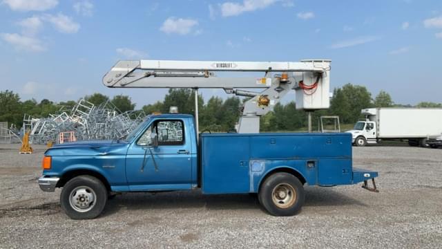 Image of Ford F-350 equipment image 1