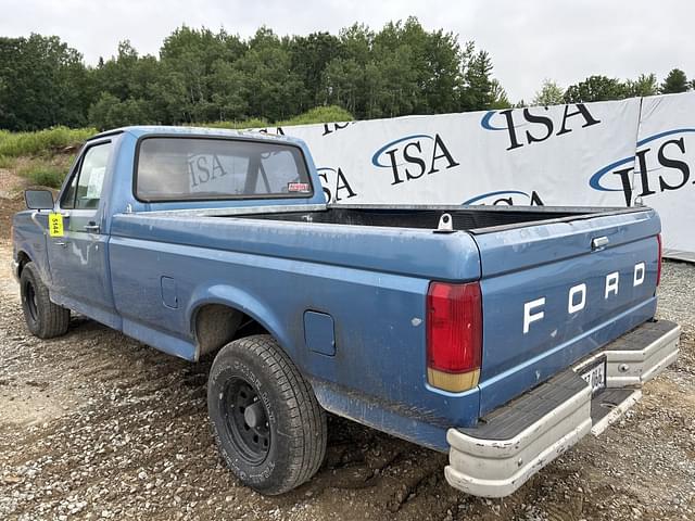 Image of Ford F-150 equipment image 2