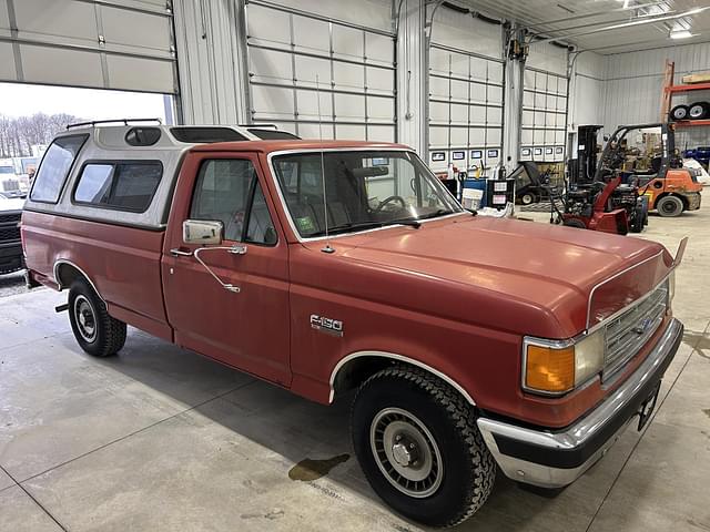 Image of Ford F-150 equipment image 1