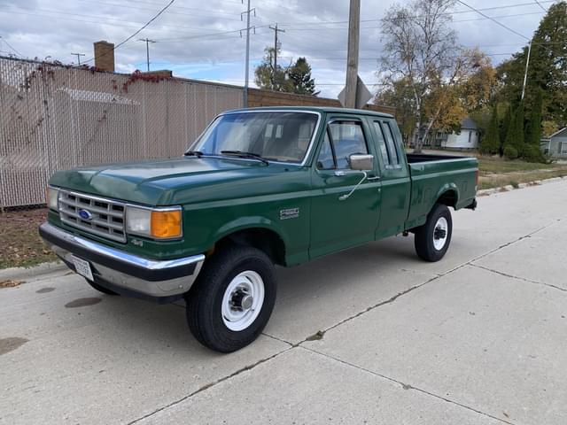 Image of Ford F-250 equipment image 1