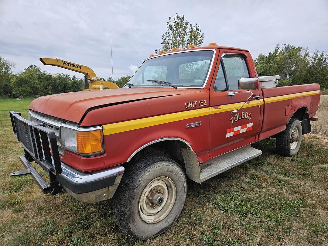 Image of Ford F-250 Primary image