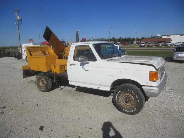 Image of Ford F-250 equipment image 2