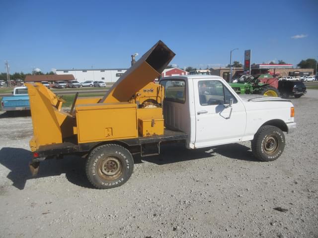 Image of Ford F-250 equipment image 1