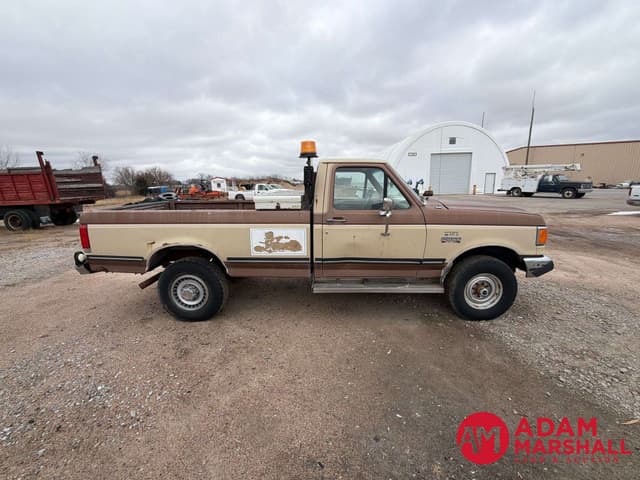 Image of Ford F-250 equipment image 3