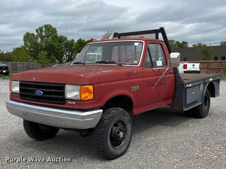 1988 Ford F-350 Equipment Image0