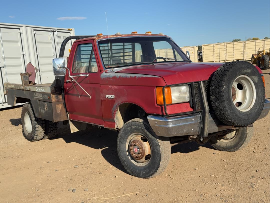 Image of Ford F-350 Primary image