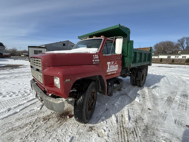 Image of Ford F-600 equipment image 1