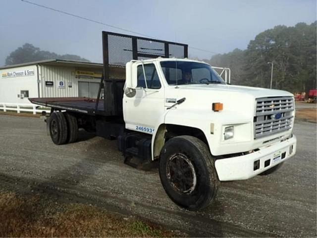 Image of Ford F-800 equipment image 1