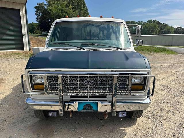 Image of Ford Econoline equipment image 4